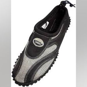 NWOT Wave Kids Unisex Water/Pool/Beach Aqua Socks (size 13)